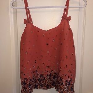 3/$15 Cute Flower Print Top 💐💐